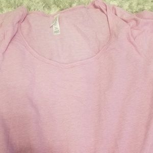 Lularoe Cladsic Tee